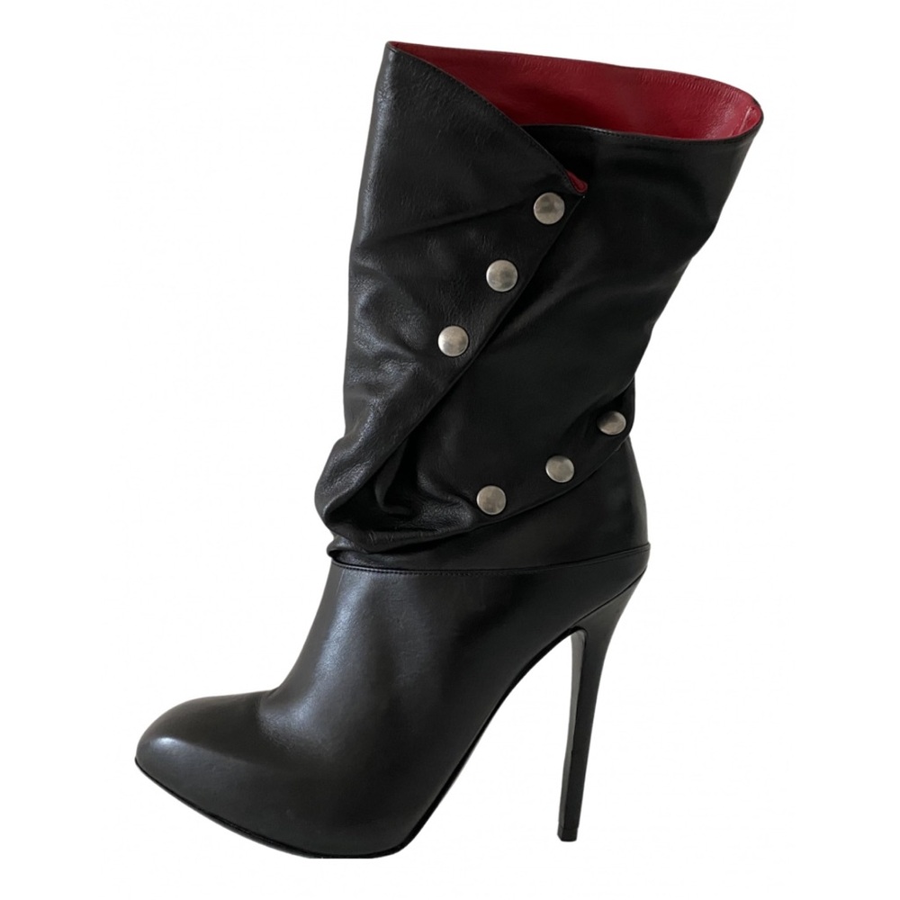 Alexander McQueen Stylish Black Leather High Heel Boots